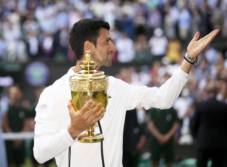 Djokovic gana su 5to Wimbledon tras vencer a Federer en partido más largo de la historia