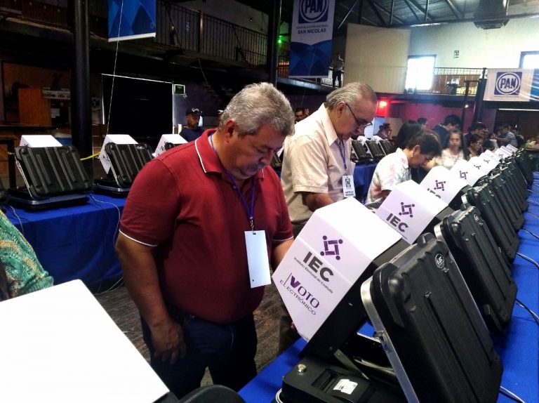 Convoca IEC a concurso para creación de nuevo prototipo de urna electrónica