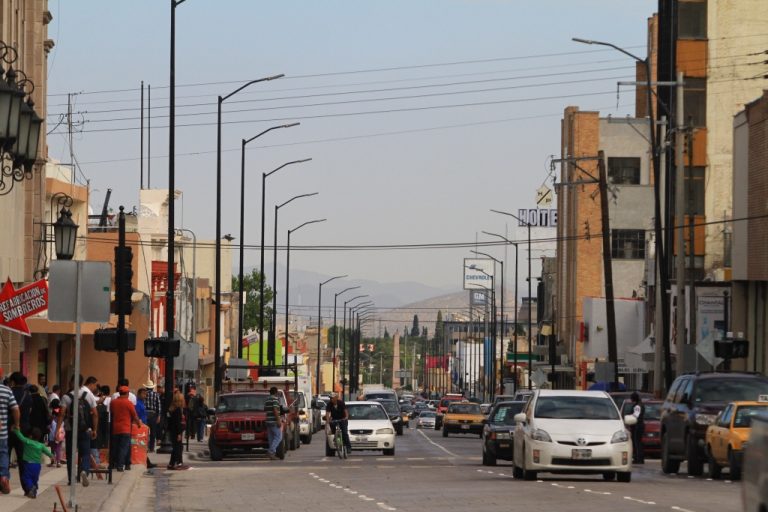 Especialistas en arquitectura de la UA de C buscan alternativas para la adecuada movilidad urbana de los universitarios