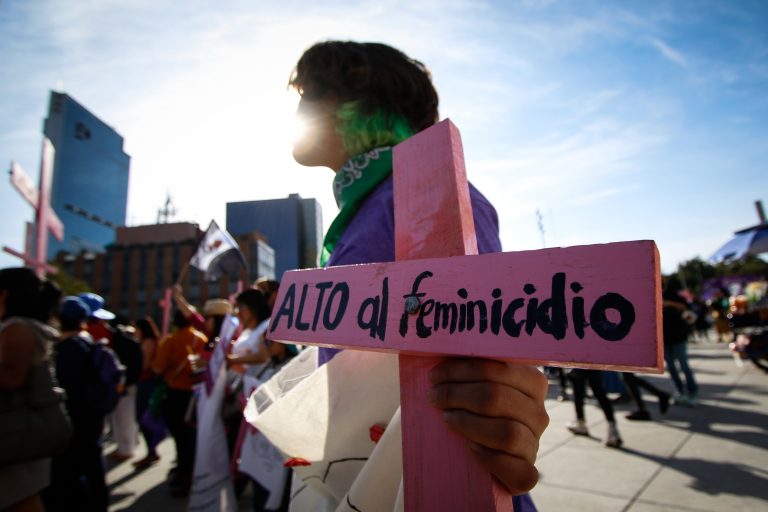 Se registran 99 feminicidios en junio; es el mes con más casos en año y medio