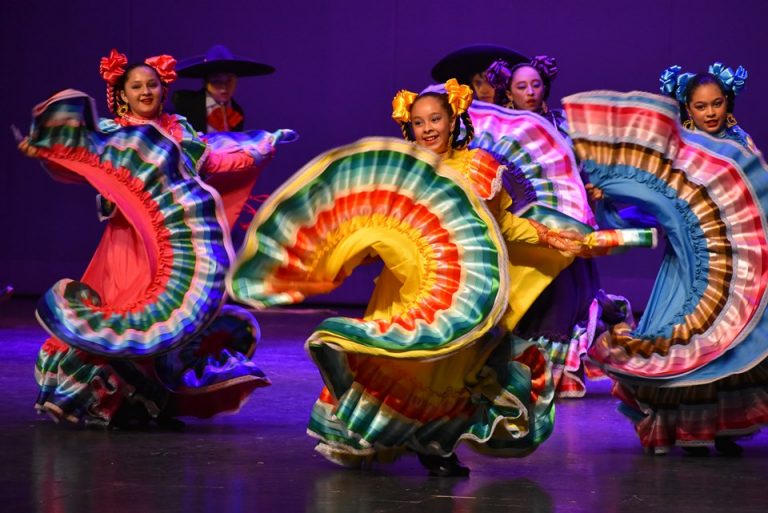 Saltillenses representarán a México en Festival de Folclor en Taiwán