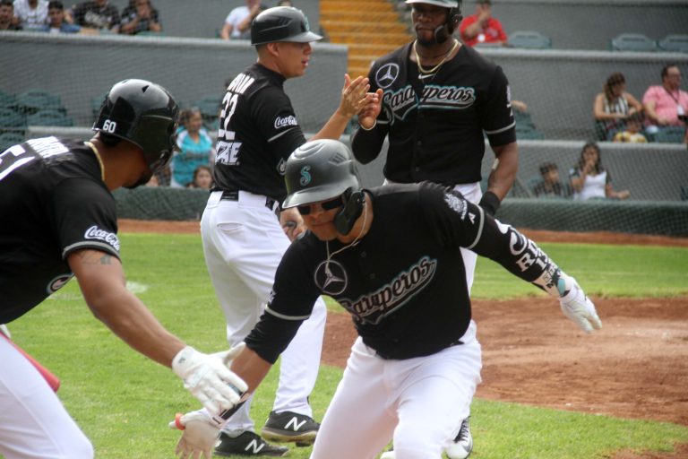 Impulsados por Manny Rodríguez, gana Saraperos 7-5 a Campeche