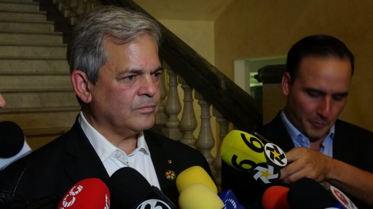 Busca Austin construir puentes, no muros; señala alcalde Steve Adler