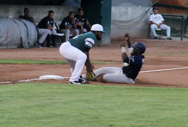 Tigres gana 14-11 a Saraperos en arranque de la serie en Saltillo