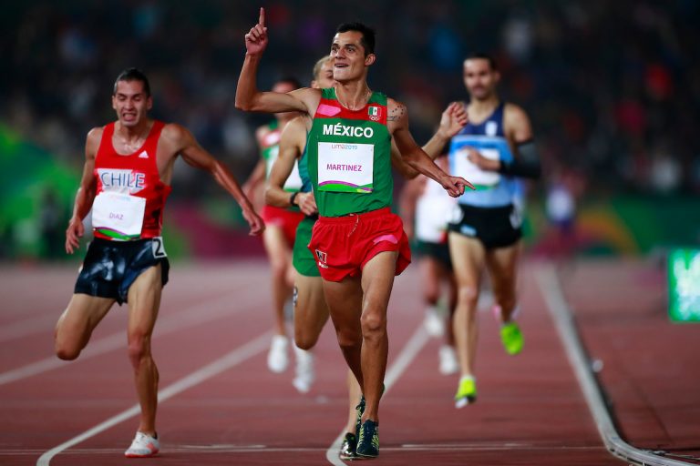 Fernando Martínez gana oro para México en 5 mil metros planos