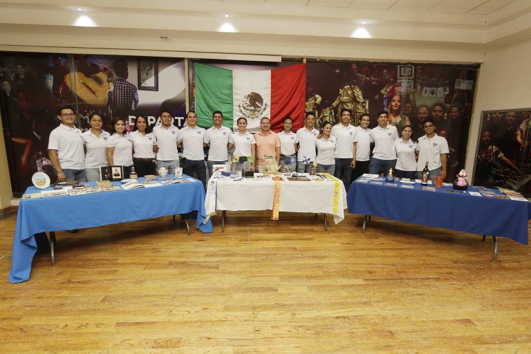 Ballet Folklórico de la UA de C estrecha lazos de amistad con diversos países del mundo