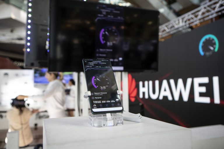 Huawei se opone a decisión de EU de incluir otras 46 filiales en Lista de Entidades