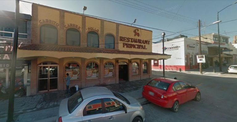 Muere albañil electrocutado en restaurante