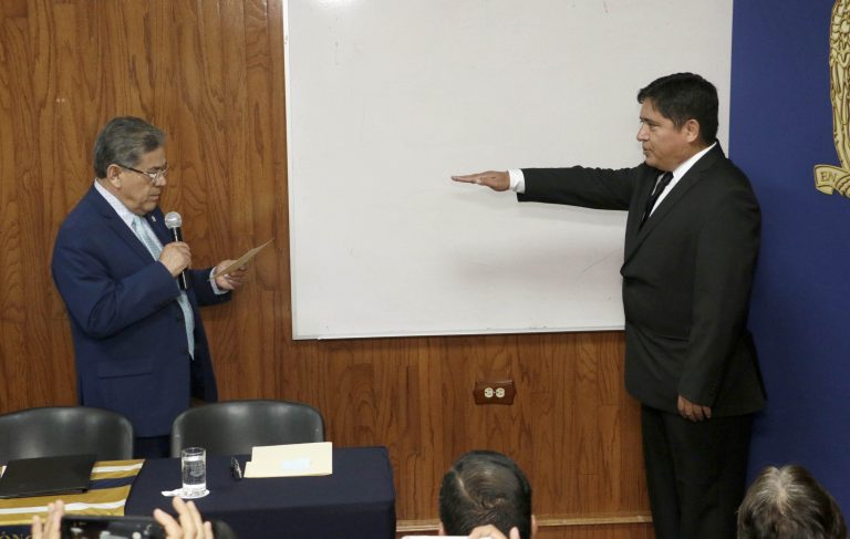 Tiene Facultad de Economía de la UA de C nuevo director