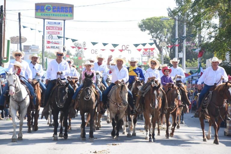 Participan Pueblos Mágicos de Coahuila en Cabalgata Sabinas 2019