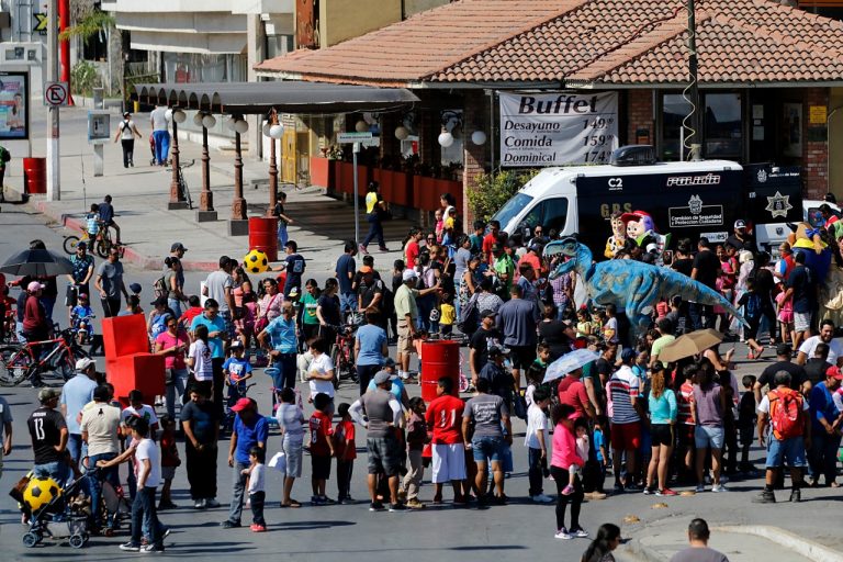 Cierra Paseo Saltillo con 12 mil asistentes