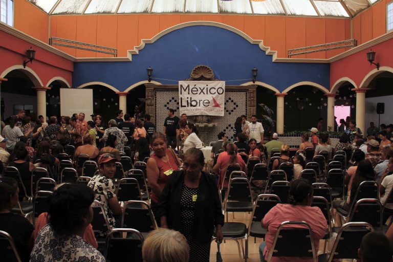 A duras penas México Libre logra reunir 289 personas para su asamblea constitutiva