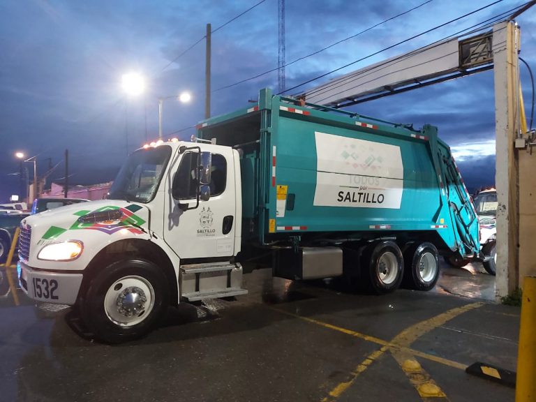 Mantienen autoridades monitoreo climático y reactivan servicios en la ciudad