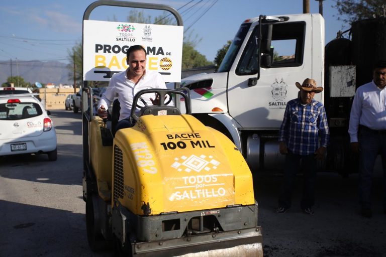 Municipio repara 100 mil baches en Saltillo