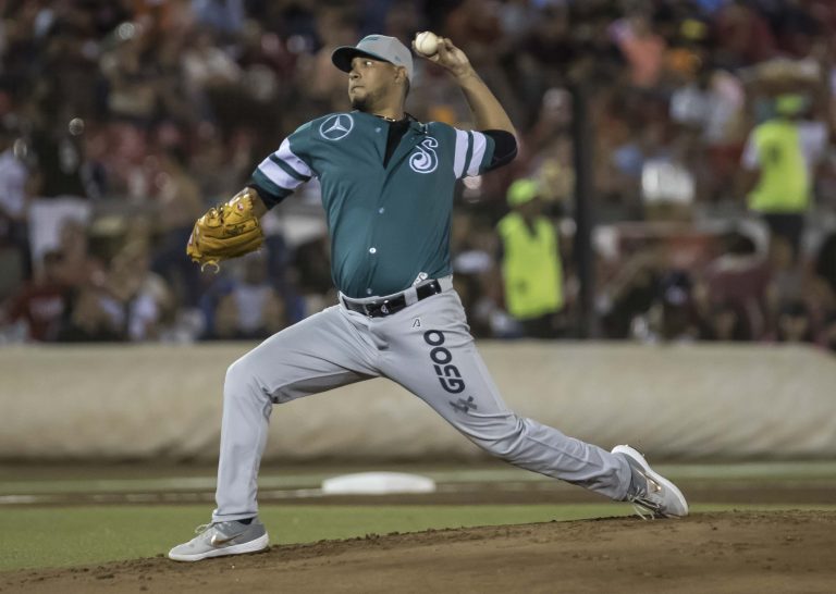 Toros gana 4 – 2 a Saraperos en inicio de Playoffs