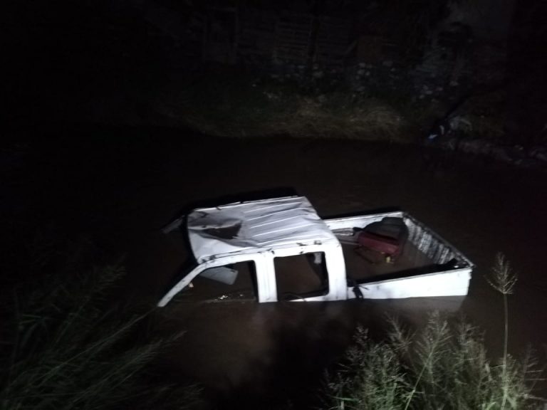 Se lo tragan aguas del Arroyo del Pueblo