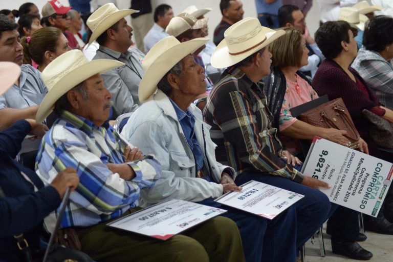 Productores agropecuarios del desierto de Coahuila reciben apoyos por 3.2 mdp