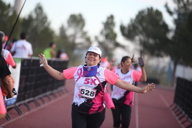 En Saltillo juntos contra el cáncer de mama