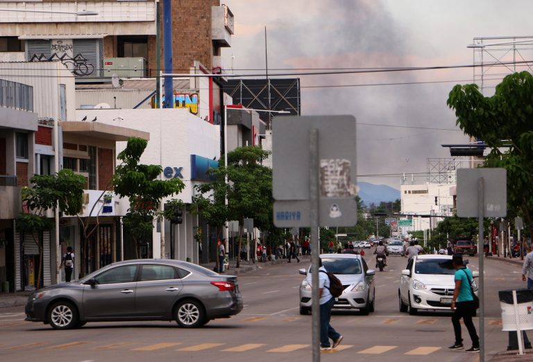 Investigan y destituyen a director de penal en Culiacán por fuga de reos