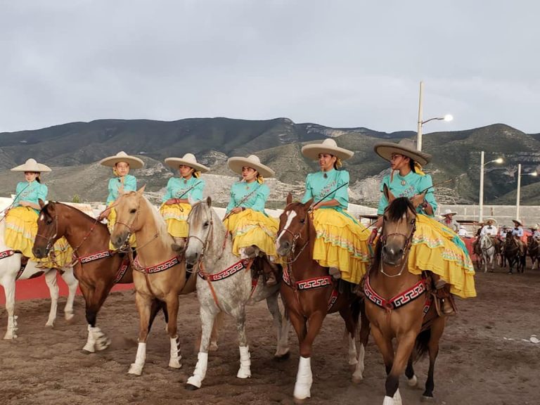 Realizan la Feria de Escaramuzas