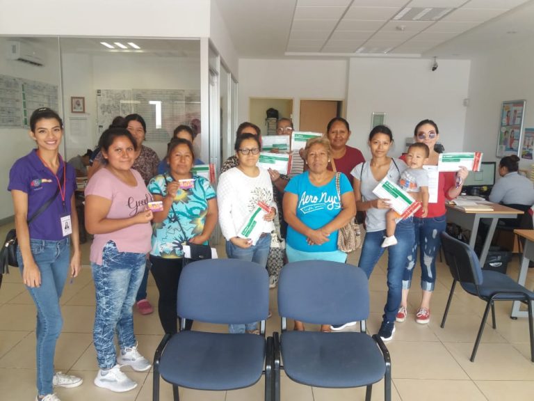 Coahuila entrega microcréditos a mujeres emprendedoras