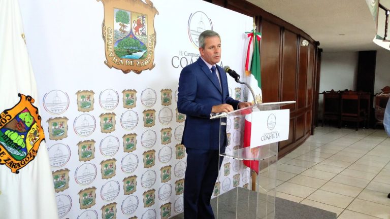 Propone Marcelo Torres impedir el ingreso de más vehículos extranjeros y créditos accesibles ante regularización