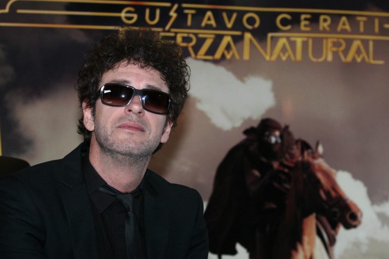 Soda Stereo invita a Chris Martin a la gira de homenaje a Cerati