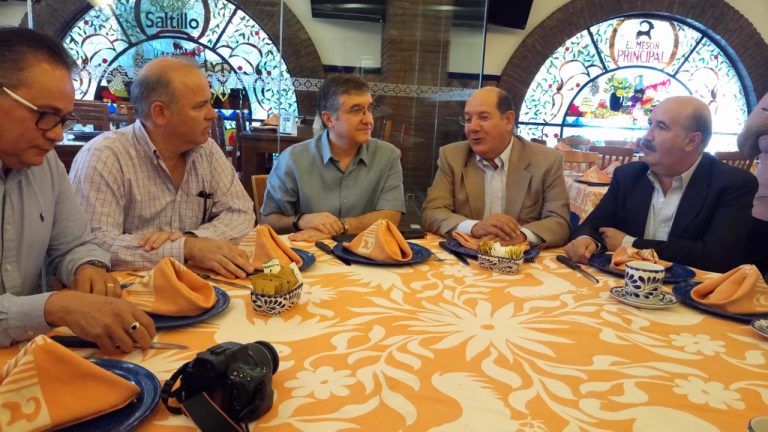 Preseas de Canaco a Braulio Cárdenas, Jorge Del Bosque y Karim Saade