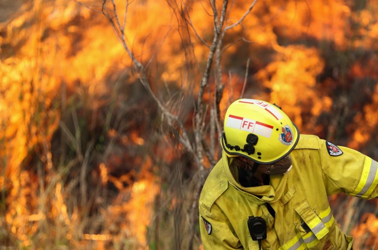 Empeoran incendios en Australia por calor; van 23 muertos