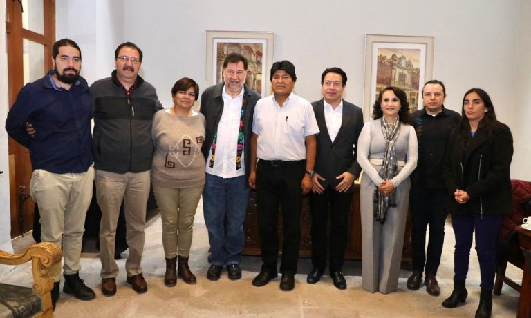 Diputados de la 4T planean una ‘vaquita’ para cubrir los gastos de Evo Morales