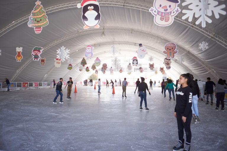 Invita DIF Coahuila a desfiles navideños y pista de hielo en la Laguna