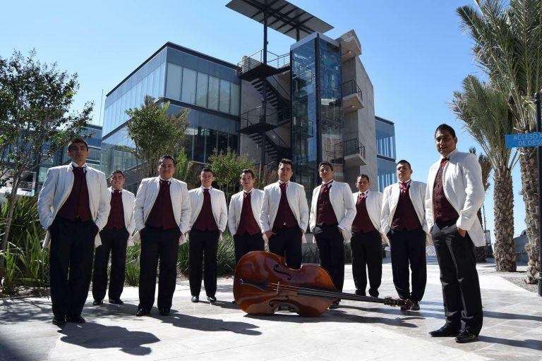 Ofrecerá Rondalla del ITS romántico concierto por Día del Amor y la Amistad