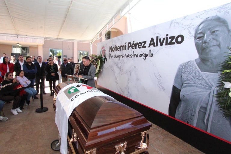 Rinde PRI homenaje a Nohemí Pérez Alvizo