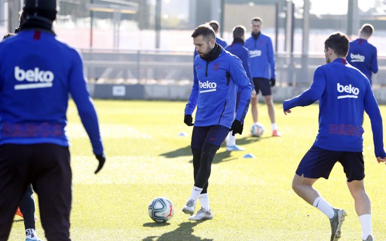 Barcelona nombra a Quique Setién como nuevo técnico