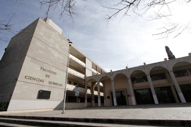 Convoca Facultad de Ciencias Químicas a ocupar plaza de Profesor de Tiempo Completo