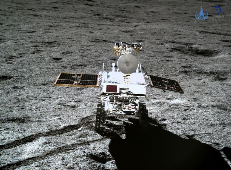 Explorador lunar de China recorre más de 357 metros en el lado oculto de la Luna