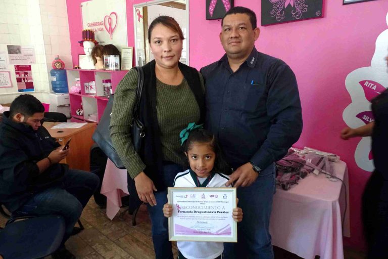 Familias ramosarizpenses apoyan con donación de cabello para pelucas oncológicas