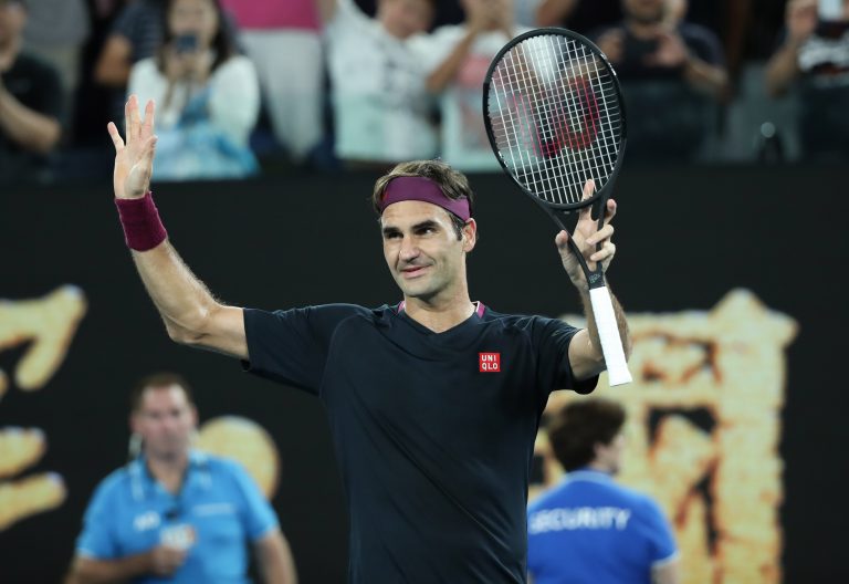 Federer dejará de participar en importantes torneos por cirugía de rodilla