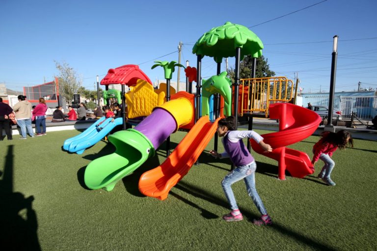 ¡Mejores plazas en Ramos Arizpe! El alcalde Chema Morales entrega plaza Texcoco en la colonia Analco