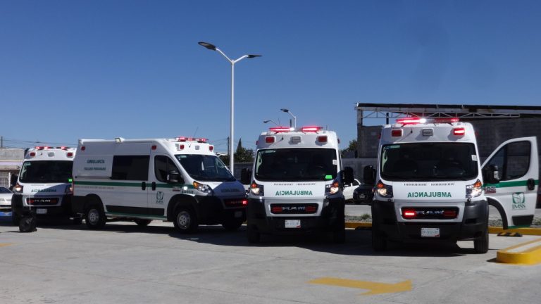 Recibe IMSS Coahuila nuevas ambulancias para hospitales de la entidad