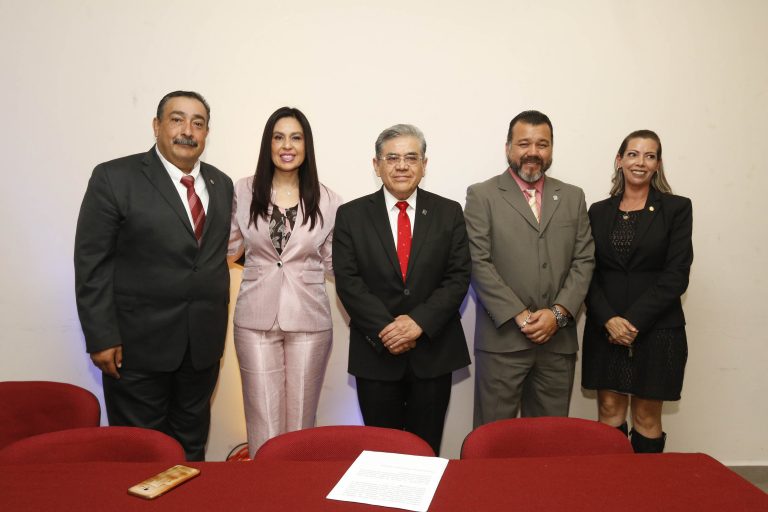 Presenta Director de la Escuela de Bachilleres “Venustiano Carranza” Informe de Actividades en Torreón