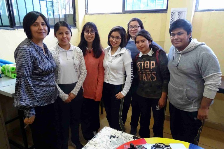 Alumnos del CETIS 60 se preparan para el “First Robotics Challenge 2020”