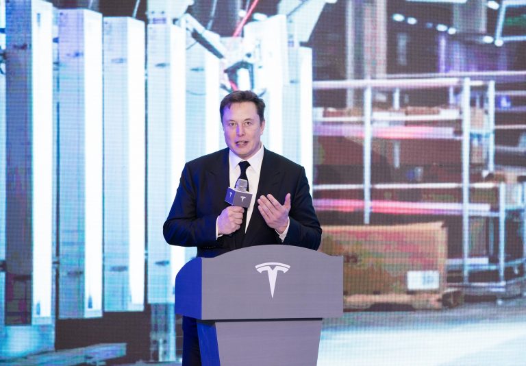 Musk se reunirá por primera vez con empleados de Twitter