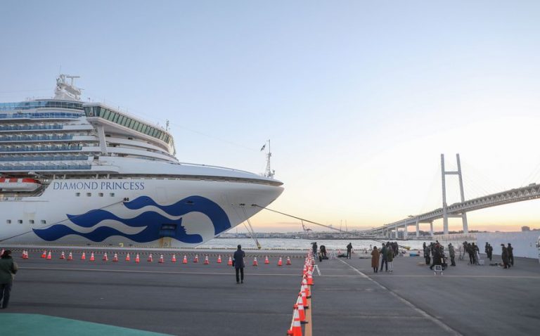 Suman 285 los infectados por coronavirus en crucero de Japón