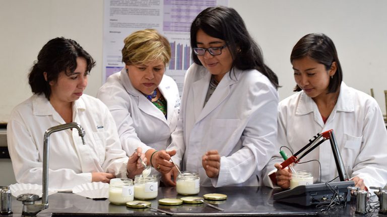 UNAM desarrolla investigación para crear alimentos con mayores propiedades nutrimentales