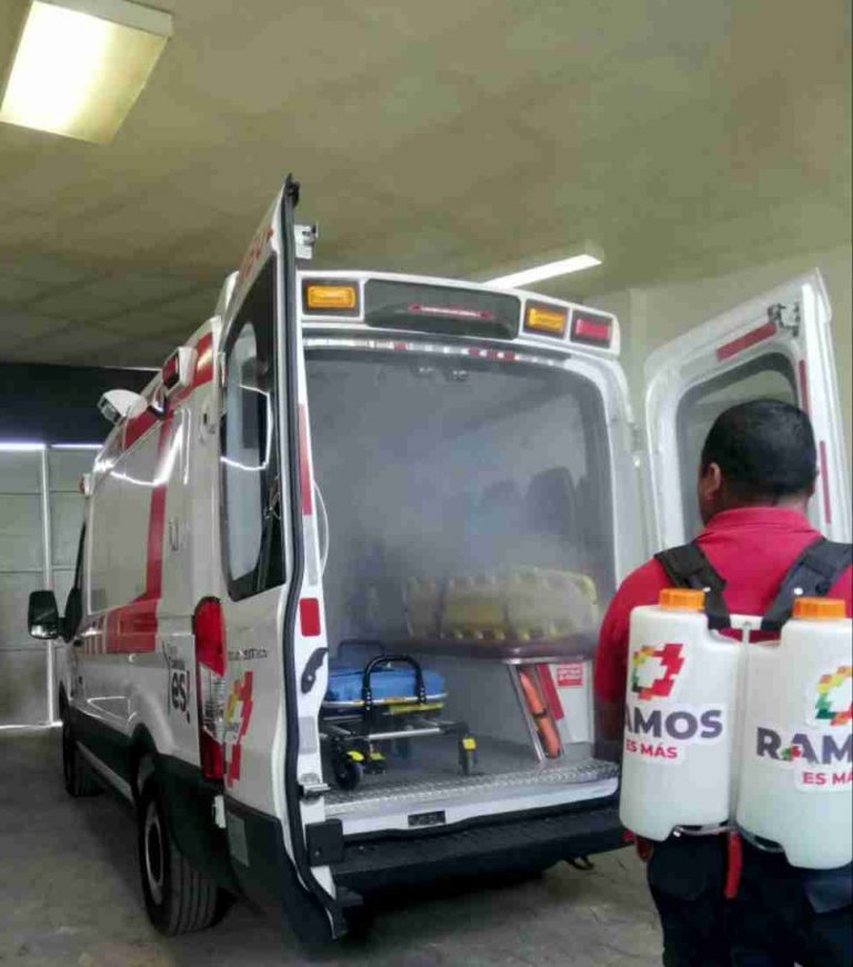 Protección Civil y Bomberos de Ramos Arizpe sanitizan sus unidades