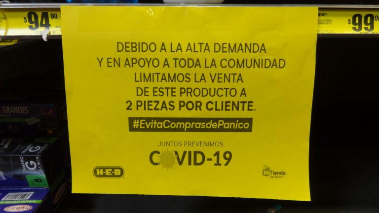 Limitan tiendas departamentales venta de antibacteriales