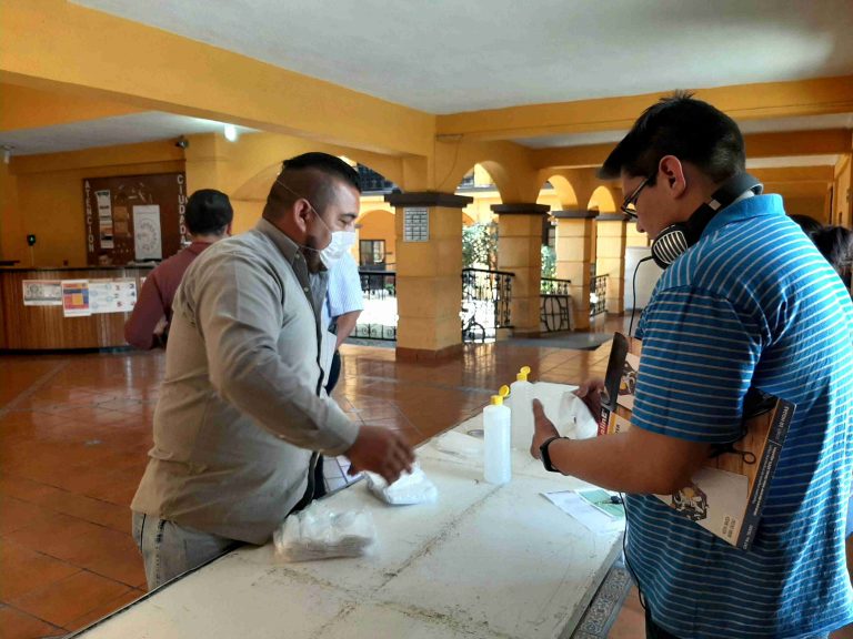 Presidencia Municipal de Ramos Arizpe aplica cerco sanitario para combatir el COVID-19