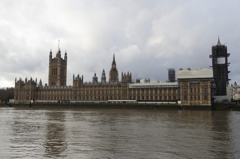 Cancelan Feria del Libro de Londres por temor a coronavirus