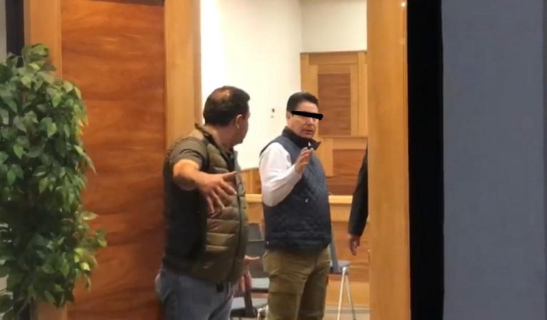 En audiencia, emiten medidas cautelares a ex secretario general de la Sección 5 del SNTE 